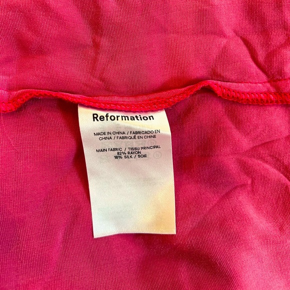 Reformation Velvet Cleo Mini Skirt (pink) size 14 - Picture 6 of 6